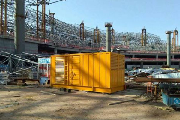 太平发电机出租如何判断空气滤清器是否需要更换？